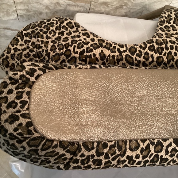 Minicci Leopard Print Satchel Handbag - Picture 13 of 14